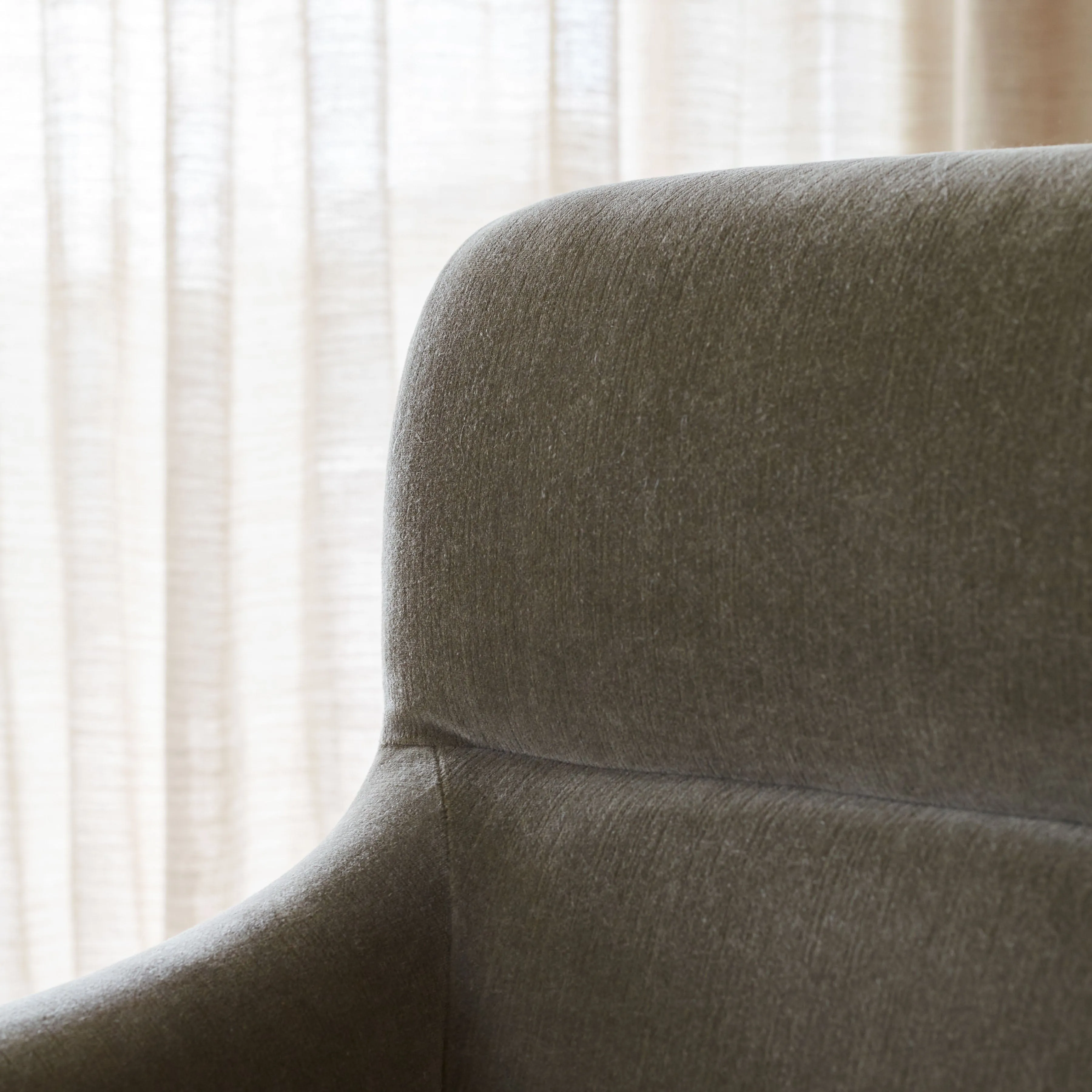 Vale Armchair