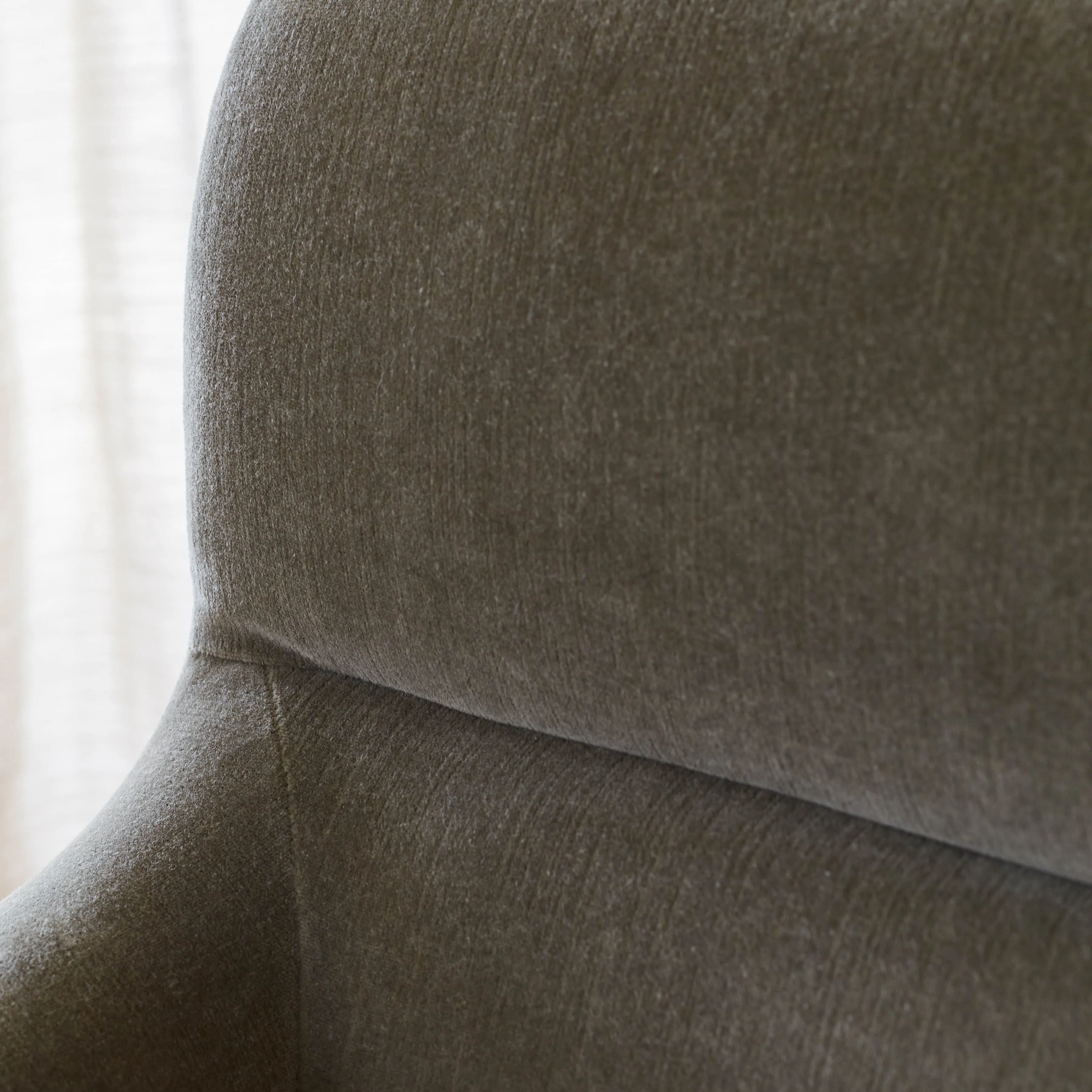 Vale Armchair